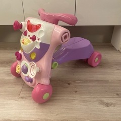 トイザらス　ベビーザらス　女の子　手押し車　バイク　2way
