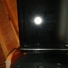 （ジャンク）テレビとテレビ台の画像