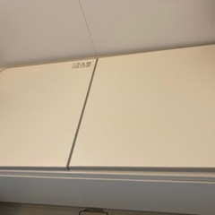 お風呂のフタの画像