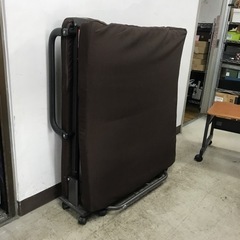 取引場所　南観音　K2204-687 軽量折りたたみベッド　マッ...