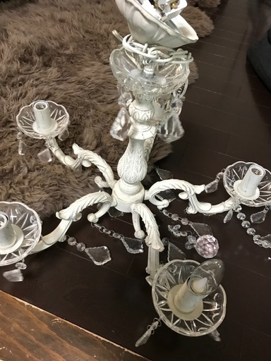 シャンデリア