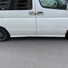 日産エルグランドの画像