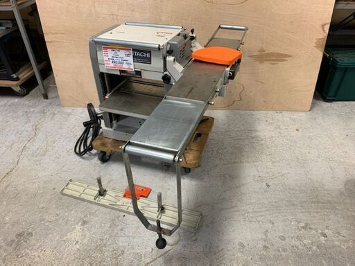 日立　小形自動かんな盤　P100RA3【中古品】