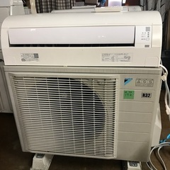 2016 Daikin 12 畳。 無料のエアコンの設置…