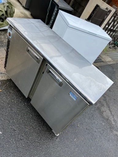 業務用冷蔵庫2