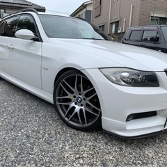 コミコミ価格　Mスポーツ　ツーリング　サンルーフ　社外マフラー　...