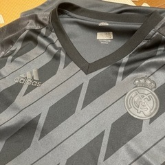 adidas レアル・マドリード Tシャツ Mサイズ 黒の画像