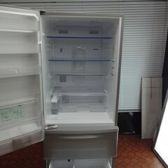 G:017078　3ドア　　321L　日立　2015 G:017078 3ドア 321L 日立 2015