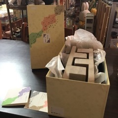 【売り切れました】【新品未使用】伊と忠　桐下駄　男性用　和装用履物　浴衣に　甚平に◎の画像