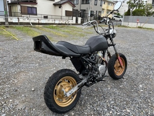 ホンダ　エイプ50　車　バイク