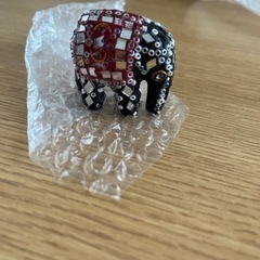 新品未使用　マライカ　ゾウの置き物　（子ども）