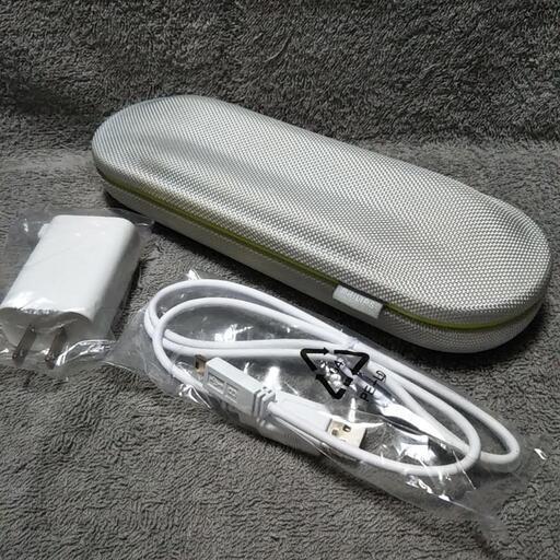 PHILIPS 充電トラベルケース
