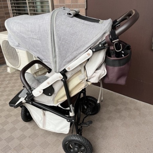 エアバギー、オートハイチェア、ベビーバス、バウンサー、メリー5点セット