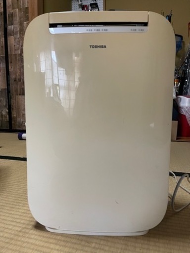 【受付終了】2011年製　東芝デシカント方式除湿機　RAD-DN70