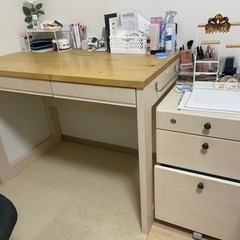 大塚家具で購入　イトーキ　学習机、引き出し、本棚3点セット