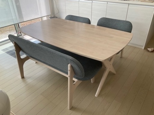 ニトリのダイニングテーブルセット