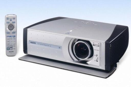 SANYO  プロジェクター　LP-Z2 完動品