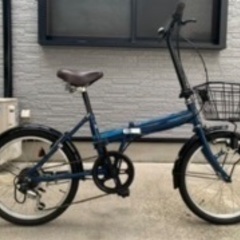 玄関にて保管の折りたたみ自転車