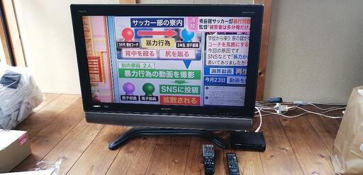 【訳あり品】[配達無料]液晶テレビ　37インチ　SHARP　LC-37GS10  ＆　DXアンテナ製地デジBS110℃CSチューナー　＆　D端子ケーブル他B-CASカード２枚付き