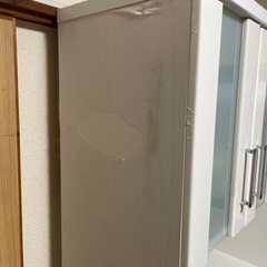 食器棚の画像