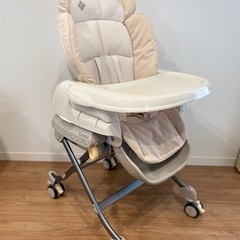 コンビ ロワイヤルオートスウィング(電動ハイローチェア・ネムリラ)