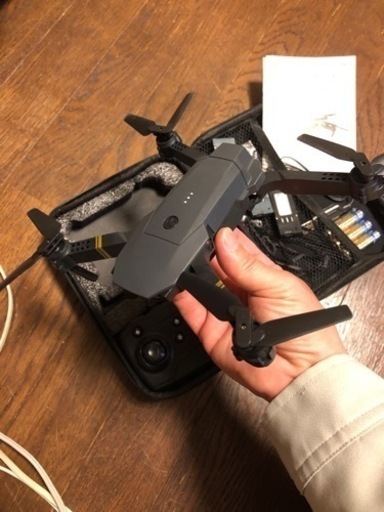 受け渡し先決定しました。 ほぼ新品 カメラ付きドローン