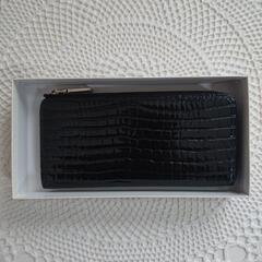 【未使用】長財布 合皮 型押 ファスナーの画像