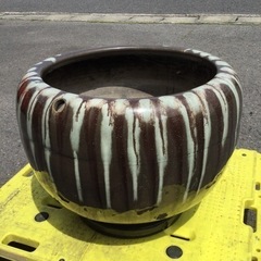 中古　大型火鉢　幅52　　奥行52　　高さ39.5　 （ｃｍ）　...
