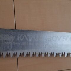 シルキーカタナボーイ500　ノコギリ　キャンプ　玉切り　剪定の画像