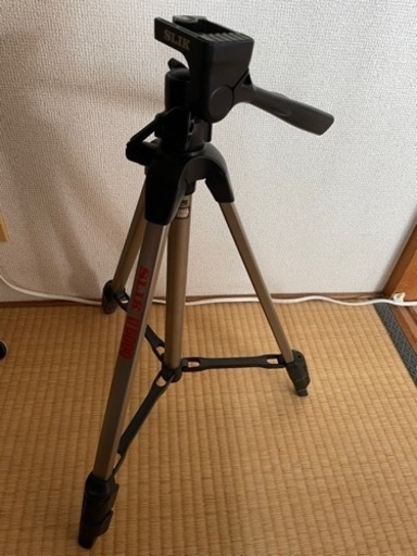 三脚