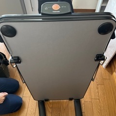 ズボンプレス機