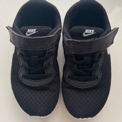 NIKE タンジュンスニーカー　キッズ　18㎝の画像