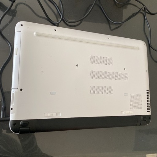 HP-15-AB256TU i5-6200U 8GB  1000GB