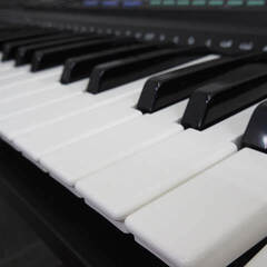 ss3533　カシオ　電子キーボード　CT-636　ブラック　61鍵盤　CASIO　スタンド付き　カシオトーン　トーンバンク　鍵盤楽器の画像