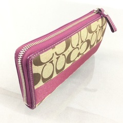 COACH コーチ パープルレザー×シグネチャー L字ファスナー長財布の画像
