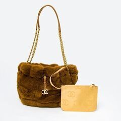 CHANEL (シャネル) チェーンショルダーバッグ ラパンファ...