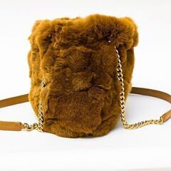 CHANEL (シャネル) チェーンショルダーバッグ ラパンファー ポーチ付き 品番m11-13の画像