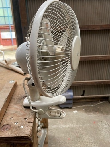 扇風機（クリップ付き）