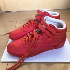 24.5センチ　リーボック　ハイカットシューズの画像