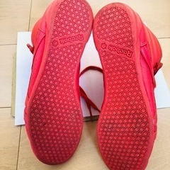 24.5センチ　リーボック　ハイカットシューズの画像