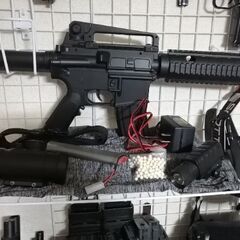 お取り置き中　電動ガン　ダブルイーグル　M4 サイレンサー仕様　対象年齢18歳以上　動作確認済みの画像