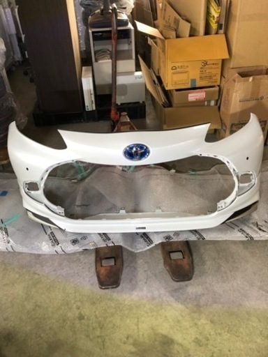 新型アクア　モデリスタフロントスポイラー　バンパーセット