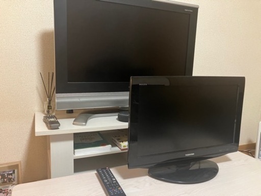 液晶テレビ32インチ、22インチ