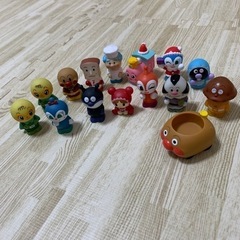 アンパンマンと仲間たち　指人形サイズ