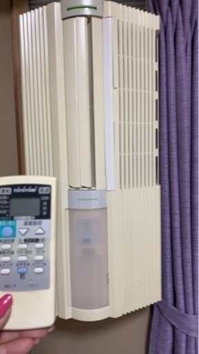 エアコン　窓用　お急ぎ下さい。