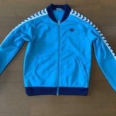 arenaのジャージ