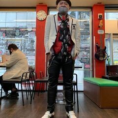 昭和歌謡ロックバンド　　べース募集