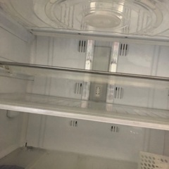 冷蔵庫（ファミリー用）の画像