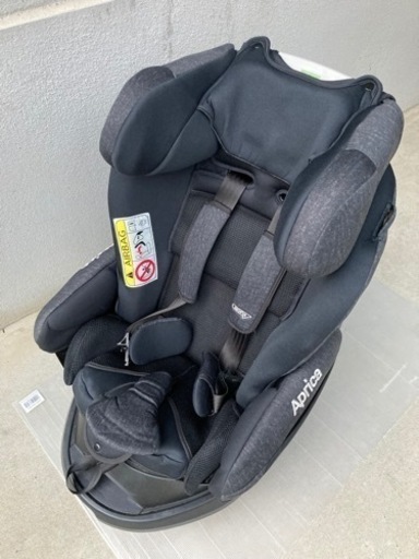 値下げしました　Aprica チャイルドシート