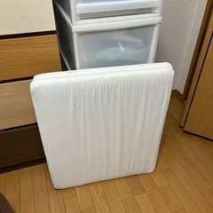 ベビーブトン70×120×5センチ無料の画像